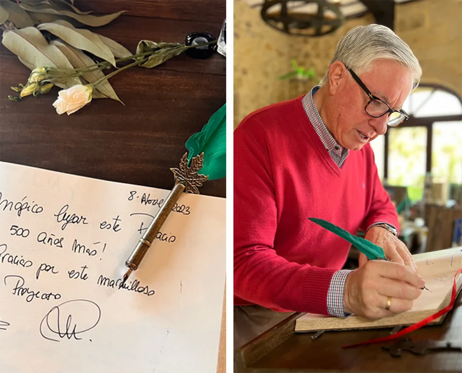 Firma en el libro de visitas.